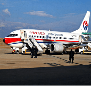 安庆天柱山航空快运业稳步发展的原因是什么？